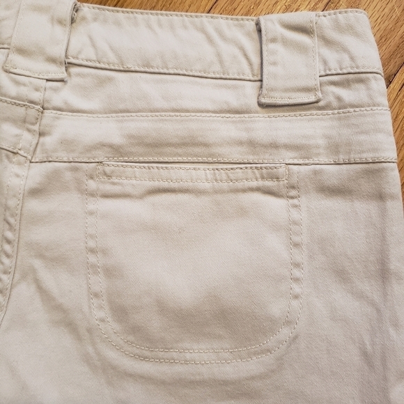 Be Bop Khaki Shorts Junior's 9 Neutral Cream Tan Summer Classic Basic Cute EUC - Picture 4 of 8